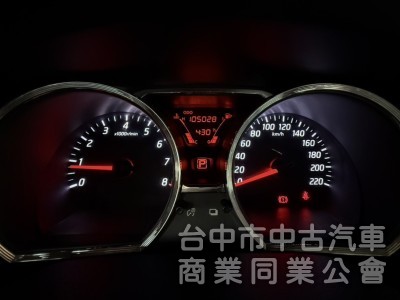 2017年 Nissan Livina 1.6 旗艦版 原鈑件 恆溫 車頂行李架 I-Key 省油大空間 優質代步車首選