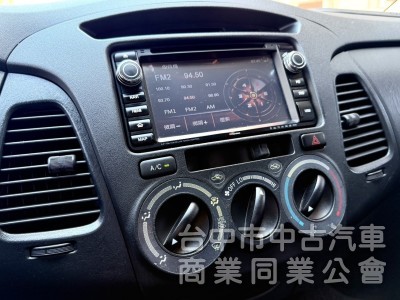 2012年 TOYOTA INNOVA 2.0 自排 J版 原鈑件 只跑8萬公里 衛星導航 加裝皮椅 鋁圈 客貨兩用車