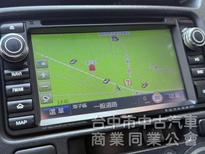2012年 TOYOTA INNOVA 2.0 自排 J版 原鈑件 只跑8萬公里 衛星導航 加裝皮椅 鋁圈 客貨兩用車