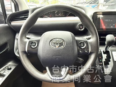 2022年 Toyota Sienta 5人座 1.8 豪華+版 原鈑件 I-Key 恆溫 電動側滑門 國產跨界休旅車