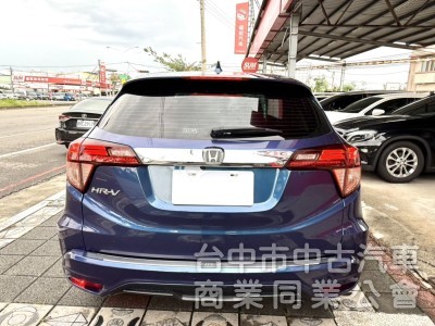 2017年式 Honda HR-V 1.8 頂級S版 原鈑件 僅跑5萬公里 加裝環景系統 適合在都市穿梭跨界輕休旅