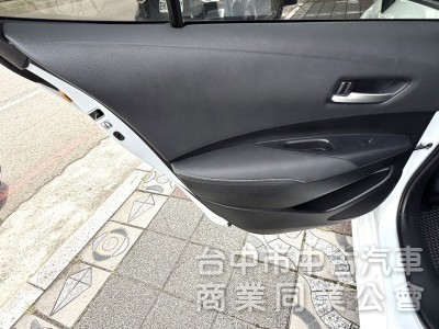 2023年 Toyota Altis 1.8 尊爵版 原鈑件 里程3萬 ACC I-Key 定速 車道偏離 熱門房車首選