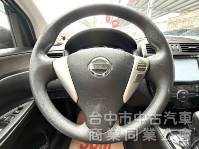 2015年 Nissan TIIDA 5D 1.6 豪華影音版 原鈑件 恆溫 I-Key 盲點偵測 大空間大省油好代步