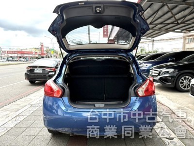 2015年 Nissan TIIDA 5D 1.6 豪華影音版 原鈑件 恆溫 I-Key 盲點偵測 大空間大省油好代步