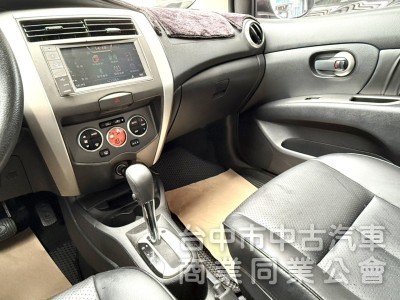2018年 Nissan LIVINA 1.6 旗艦版 原鈑件 恆溫空調 I-Key 盲點偵測 乘坐舒適 跨界小休旅