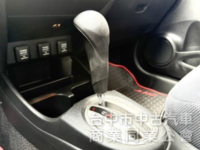 2012年 Honda Fit  1.5 VTi-S 原鈑件 恆溫空調 定速巡航 換檔撥片 日常通勤代步 實用小車首選 