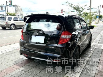 2012年 Honda Fit  1.5 VTi-S 原鈑件 恆溫空調 定速巡航 換檔撥片 日常通勤代步 實用小車首選 