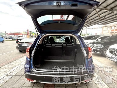 2017年 Honda HR-V 1.8 頂級S版 原鈑件 恆溫空調 I-Key 換檔撥片 靈活大空間 居家小休旅首選