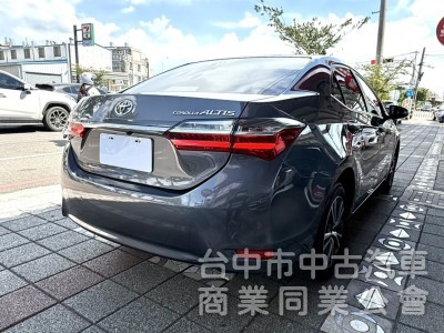 2018年 Toyota Altis 1.8 尊爵版 原鈑件 恆溫 I-Key 定速 盲點 最保值妥善率高的國民房車
