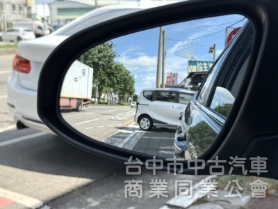 2018年 Toyota Altis 1.8 尊爵版 原鈑件 恆溫 I-Key 定速 盲點 最保值妥善率高的國民房車