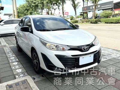 2021年 Toyota Vios 1.5 經典版 原鈑件 僅跑1萬公里 適合家庭 日常通勤代步的安心首選