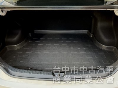 2021年 Toyota Vios 1.5 經典版 原鈑件 僅跑1萬公里 適合家庭 日常通勤代步的安心首選