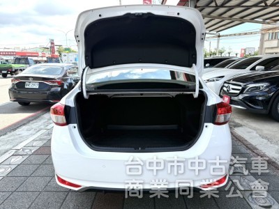 2021年 Toyota Vios 1.5 經典版 原鈑件 僅跑1萬公里 適合家庭 日常通勤代步的安心首選