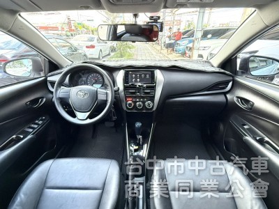 2021年 Toyota Vios 1.5 經典版 原鈑件 僅跑1萬公里 適合家庭 日常通勤代步的安心首選