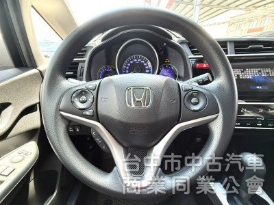 2016年 Honda FIT 1.5 S版 恆溫空調 換檔撥片 定速 安卓大螢幕 超人氣小車 首購族小家庭代步首選