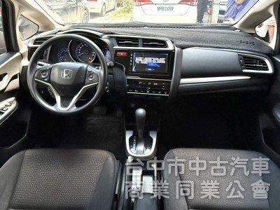 2016年 Honda FIT 1.5 S版 恆溫空調 換檔撥片 定速 安卓大螢幕 超人氣小車 首購族小家庭代步首選