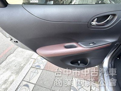 2021年 Nissan TIIDA 5D 1.6  J智能360版 原鈑件 環景 I-Key 定速 恆溫 都會時尚小車