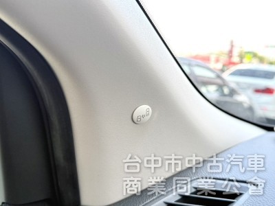 2021年 Nissan TIIDA 5D 1.6  J智能360版 原鈑件 環景 I-Key 定速 恆溫 都會時尚小車