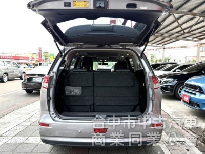 2013年 Toyota Previa 2.4 頂級豪華版 原鈑件 僅跑7萬 全景天窗 電動座椅 日系進口7人座MPV