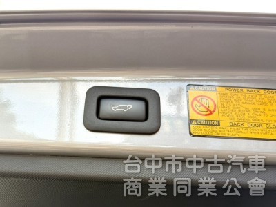 2013年 Toyota Previa 2.4 頂級豪華版 原鈑件 僅跑7萬 全景天窗 電動座椅 日系進口7人座MPV