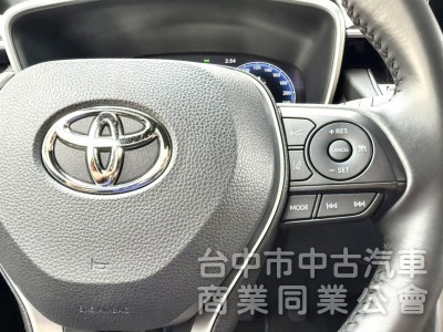 2025年式 Toyota Corolla Cross 1.8 Hybrid 旗艦型 原鈑件 高質感油電神車 原廠保固中