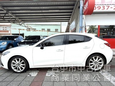2016年式 Mazda 3 5D 頂級型 2.0 原鈑件 電動天窗 恆溫 換檔撥片 日本原裝進口 帥氣代步車首選