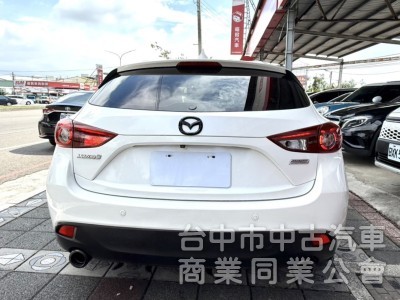 2016年式 Mazda 3 5D 頂級型 2.0 原鈑件 電動天窗 恆溫 換檔撥片 日本原裝進口 帥氣代步車首選