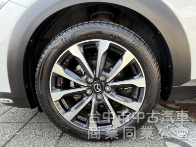 2019年 Mazda CX-3 2.0 SKY-G 旗艦型 原鈑件 里程僅3萬公里 升級環景影音系統 日系跨界潮旅