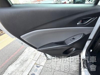 2019年 Mazda CX-3 2.0 SKY-G 旗艦型 原鈑件 里程僅3萬公里 升級環景影音系統 日系跨界潮旅