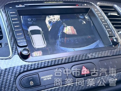 2019年 KIA Carens 2.0 汽油旗艦版 原鈑件 里程5萬 全景天窗 環景 盲點 舒適大空間 高顏值跨界休旅