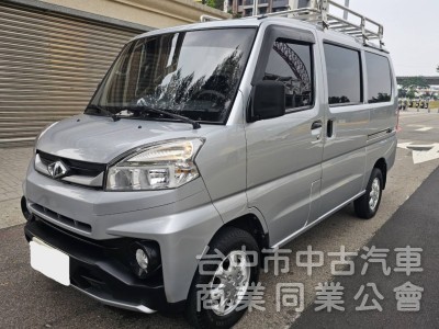 2022年 菱利 A180 廂車(自排) 8人座 原鈑件 里程4萬 加裝車頂置放架 空間大 家庭出遊 公司用車都適宜
