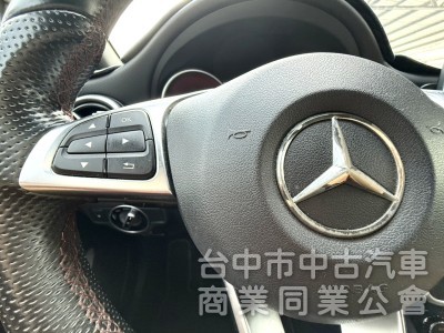 2017年 M-Benz A180 1.6 AMG Line 運動版 總代理 原漆原鈑件 低里程 最保值的賓士鋼砲小車