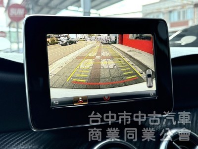 2017年 M-Benz A180 1.6 AMG Line 運動版 總代理 原漆原鈑件 低里程 最保值的賓士鋼砲小車