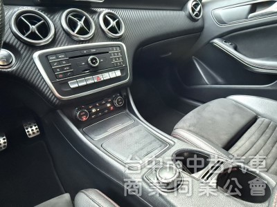 2017年 M-Benz A180 1.6 AMG Line 運動版 總代理 原漆原鈑件 低里程 最保值的賓士鋼砲小車