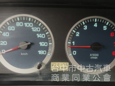 2017年 中華 得利卡 2.4 手排 貨車 原鈑件 只跑9萬公里 車況好 引擎硬挺 好開有力 創業的好幫手