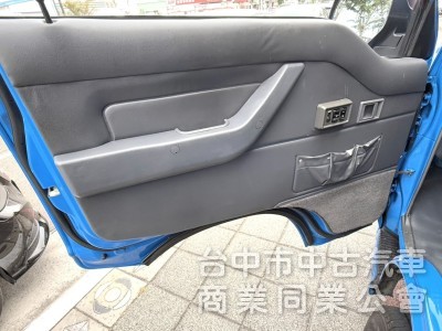 2017年 中華 得利卡 2.4 手排 貨車 原鈑件 只跑9萬公里 車況好 引擎硬挺 好開有力 創業的好幫手