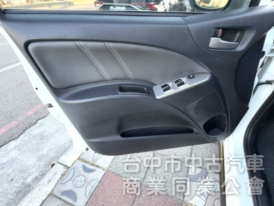 2014年 Mitsubishi Colt Plus 1.5 原鈑件 里程6萬 恆溫 I-Key  都會靈巧五門掀背小車