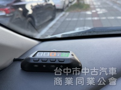 2014年 Mitsubishi Colt Plus 1.5 原鈑件 里程6萬 恆溫 I-Key  都會靈巧五門掀背小車