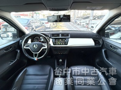 2016年 SKODA Fabia 1.2 TSI 原鈑件 僅跑5萬公里 I-Key 定速 渦輪增壓 歐系時尚掀背小車