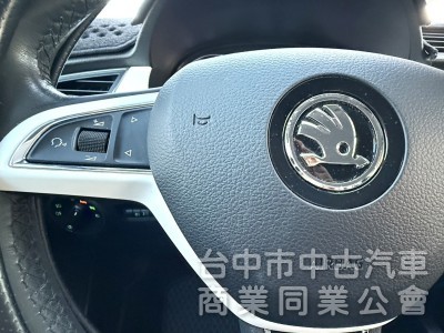 2016年 SKODA Fabia 1.2 TSI 原鈑件 僅跑5萬公里 I-Key 定速 渦輪增壓 歐系時尚掀背小車