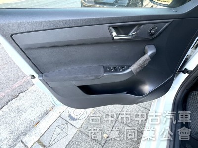 2016年 SKODA Fabia 1.2 TSI 原鈑件 僅跑5萬公里 I-Key 定速 渦輪增壓 歐系時尚掀背小車