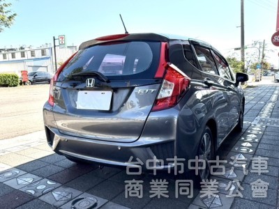 2015年 Honda Fit 1.5 VTi-S 認證車 恆溫 換檔撥片 定速 影音 都會靈巧代步小車