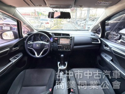 2015年 Honda Fit 1.5 VTi-S 認證車 恆溫 換檔撥片 定速 影音 都會靈巧代步小車