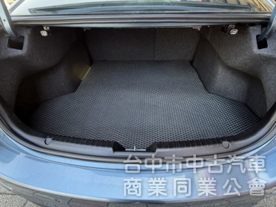 2015年式 Mazda 6 2.2 頂級柴油旗艦版 原鈑件 雙區恆溫 電動椅 天窗 I-Key 日本進口豪華大型房車