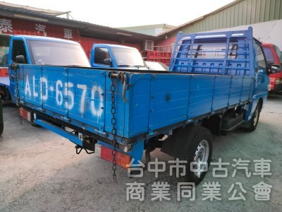 16年出廠中華得利卡2.4CC手排貨車