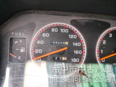 12中華得利卡箱車八人座可變成箱式貨車