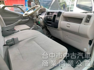 11年HINO日野300型11.5尺