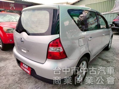 日產LIVINA樂薇娜1.6小休旅