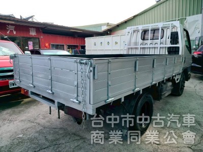 05中華堅打達柴油3.5噸標準斗貨車