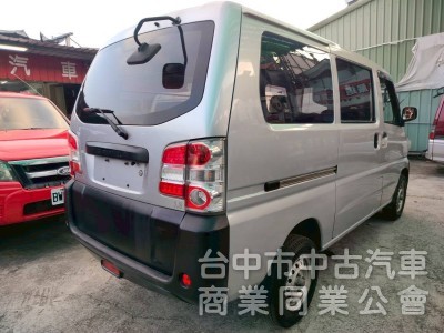 17年出廠中華菱利1.3CC手排小客貨箱車